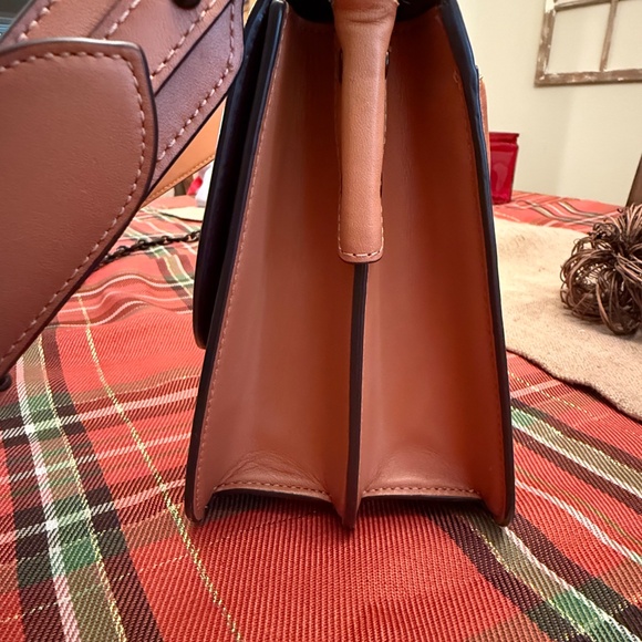 Coach Beat glovetanned leather - Gorgeous - Picture 9 of 16